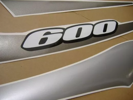 Suzuki GSX-R 600 2002 - Blau/Silber Version - Dekorset