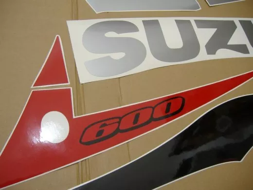 Suzuki GSX-R 600 2003 - Silber/Schwarze Version - Dekorset