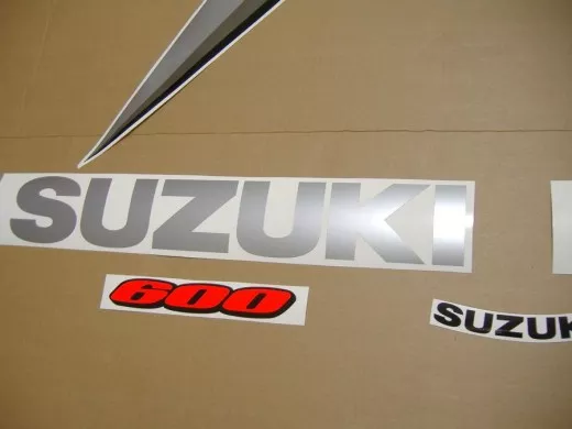 Suzuki GSX-R 600 2006 - Weiß/Silber Version - Dekorset