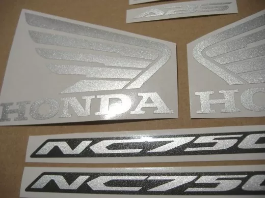 Honda NC750S 2016 - Schwarz Version - Dekorset