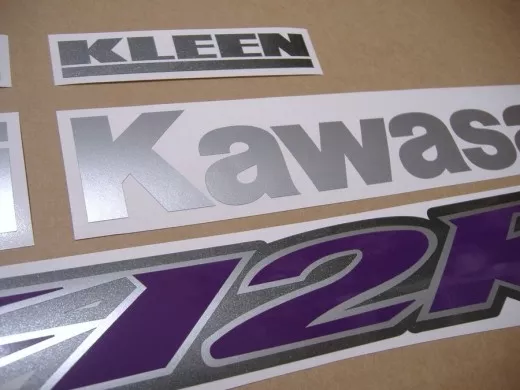 Kawasaki ZX-12R 2000 - Rot Version - Dekorset