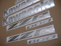 Kawasaki ZZR 600 2006 - Schwarz Version - Dekorset