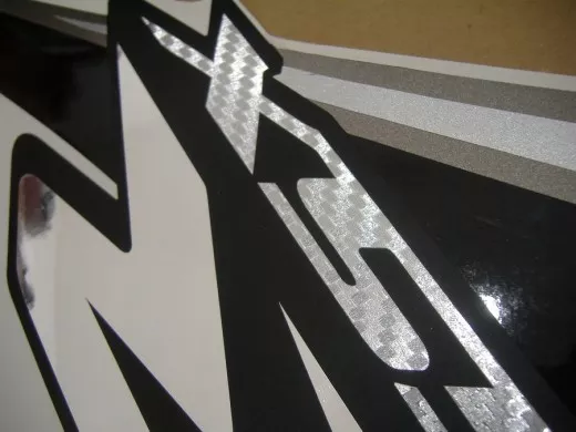 Suzuki GSX-R 750 2009 - Schwarz/Gold Version - Dekorset