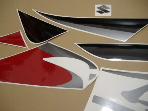 Suzuki Hayabusa 2006 - Burgunder/Schwarze Version - Dekorset