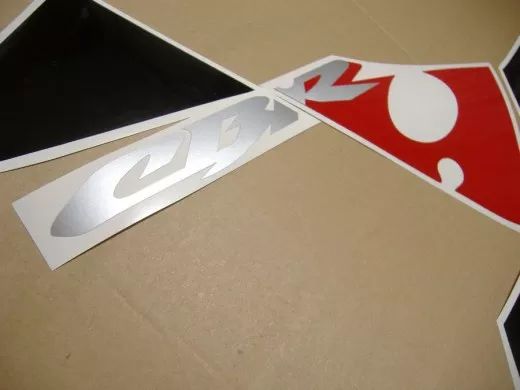 Honda CBR 954RR 2002 - Schwarz/Rote Version - Dekorset