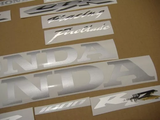 Honda CBR 1000RR 2006 - Schwarze Version - Dekorset