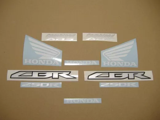 Honda CBR 250R 2011 - Rot/Silber Version - Dekorset