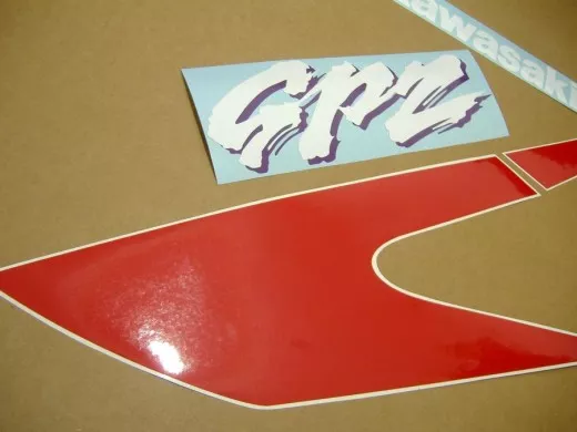 Kawasaki GPZ 500S 2001 - Schwarz/Rot Version - Dekorset