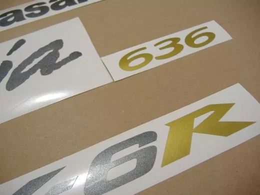 Kawasaki ZX-6R 2006 - Schwarze Version - Dekorset