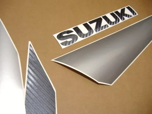 Suzuki GSX-R 750 1997 - Rot/Schwarz/Silber Version - Dekorset