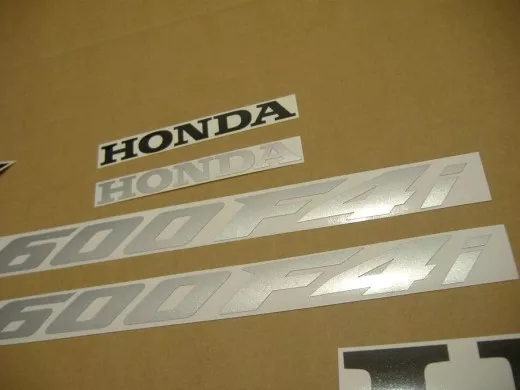 Honda CBR 600 F4i 2005 - Burgunder/Grau Version - Dekorset