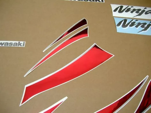 Kawasaki 250R Ninja 2007 - Schwarz/Chrome Rote Version - Dekorset