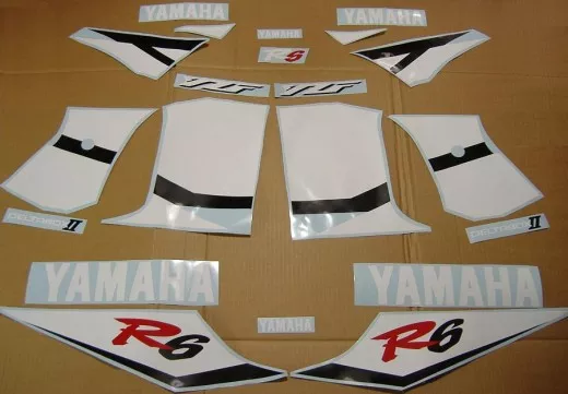 Yamaha YZF-R6 RJ03 2002 - Rote Version - Dekorset