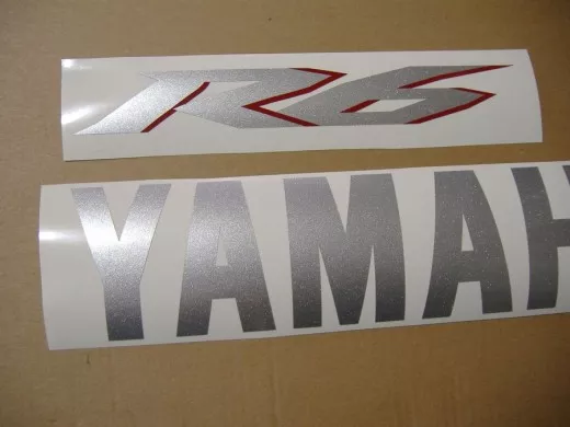 Yamaha YZF-R6 RJ11 2007 - Weinrote Version - Dekorset