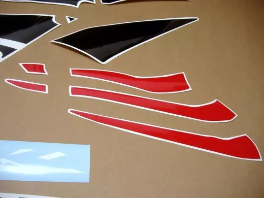 Honda CBR 600RR 2006 - Schwarz/Rot/Silber Version - Dekorset