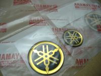 Yamaha Original Gel Emblems 2x45mm + 1x30mm in Gold