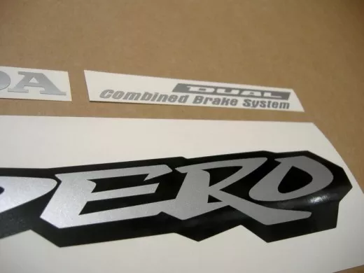 Honda XL 1000V Varadero 2002 - Blaue Version - Dekorset