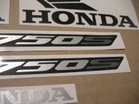 Honda NC750S 2018 - Rot Version - Dekorset