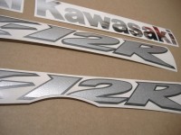 Kawasaki ZX-12R 2006 - Schwarz Version - Dekorset