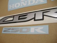 Honda CBR 250R 2011 - Rot/Silber Version - Dekorset